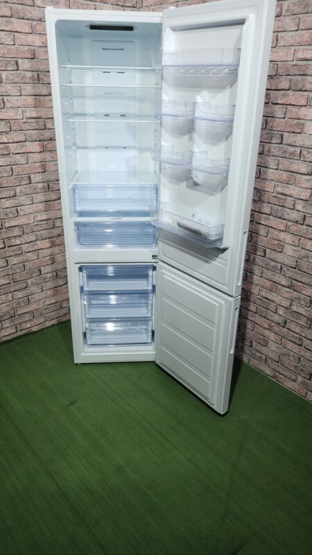 96c546a3-aef0-4559-8ef1-f13e16147b1c